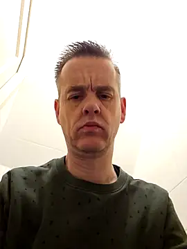 Hectorthyssen1 online show from January 6, 2025, 7:35 pm