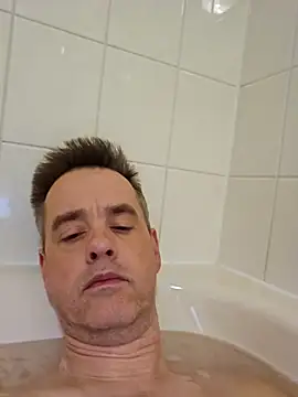 Hectorthyssen1 online show from January 18, 2025, 6:10 pm