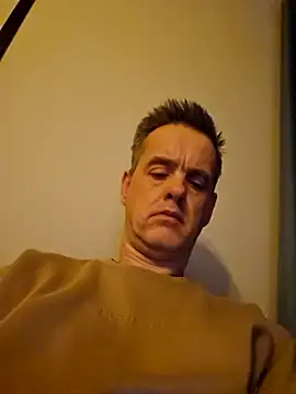 Hectorthyssen1 online show from January 18, 2025, 11:11 pm