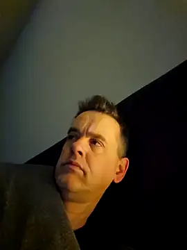 Hectorthyssen1 online show from January 19, 2025, 9:44 am