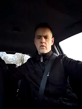 Hectorthyssen1 online show from January 27, 2025, 4:33 pm