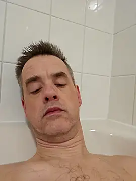 Hectorthyssen1 online show from February 22, 2025, 8:09 pm