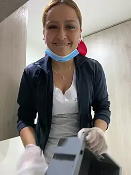 Keittly  online show from January 18, 2025, 12:26 pm