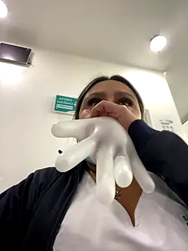 Keittly  online show from September 20, 2025, 2:18 pm