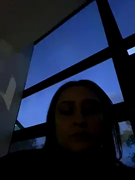 Keittly  online show from October 19, 2025, 10:54 pm