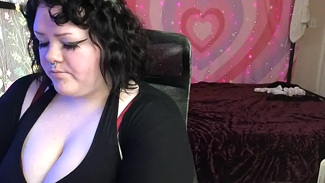 Flamefairy710 online show from January 15, 2025, 3:18 pm