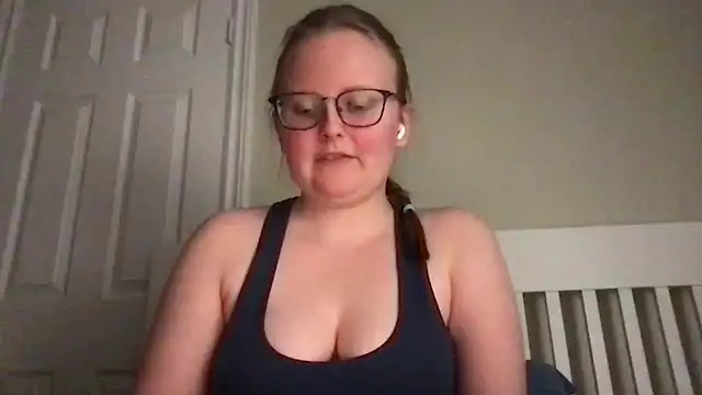 Snapshot of lexie_lilacs chatting on January 22, 2025, 2:48 am lexie lilacs online show from January 22, 2025, 2:48 am