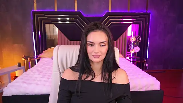 MilashaLovely online show from November 7, 2025, 2:06 pm