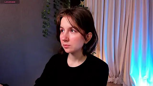 Snapshot of mind_game chatting on January 3, 2025, 5:28 am mind game online show from January 3, 2025, 5:28 am