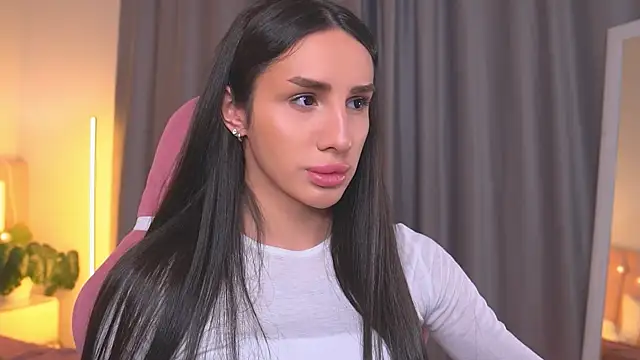 Kim Oberlin  online show from November 11, 2025, 11:32 am