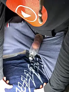 Snapshot of Gilgamesch1704 chatting on January 4, 2025, 2:56 am Gilgamesch1704 online show from January 4, 2025, 2:56 am