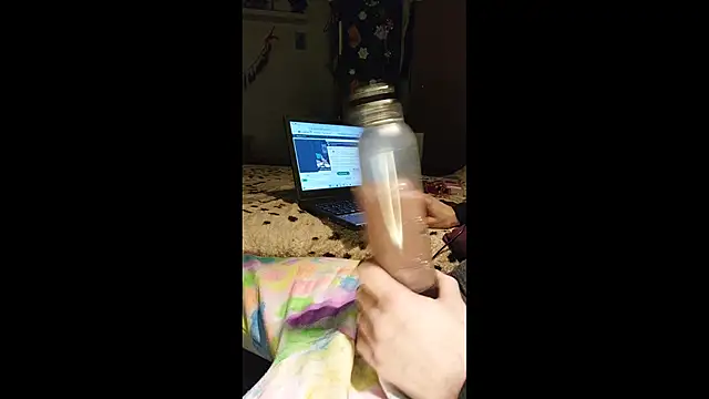 Snapshot of Gilgamesch1704 chatting on December 2, 2025, 6:41 am Gilgamesch1704 online show from December 2, 2025, 6:41 am