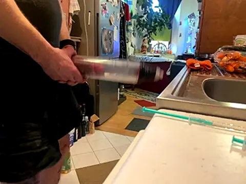 Snapshot of Gilgamesch1704 chatting on December 14, 2025, 8:20 am Gilgamesch1704 online show from December 14, 2025, 8:20 am