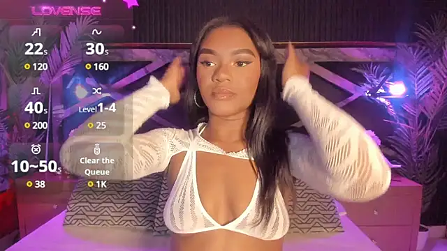 SophiaSmiiths  online show from March 2, 2025, 8:18 pm