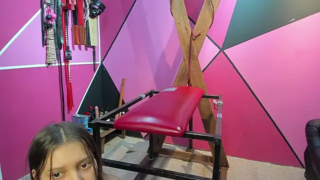 Snapshot of BDSM_Fetish chatting on March 7, 2025, 7:05 pm BDSM Fetish online show from March 7, 2025, 7:05 pm