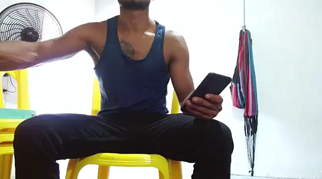 fernandez latinblackk online show from March 9, 2025, 8:42 pm