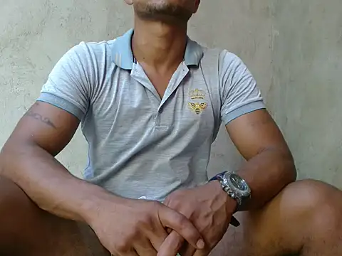 fernandez latinblackk online show from November 26, 2025, 5:36 pm