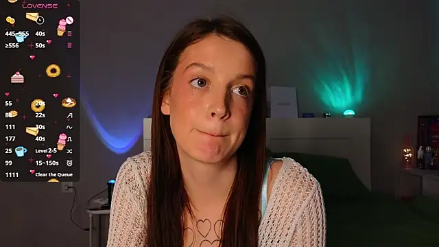 Snapshot of Sweet_Evva chatting on November 1, 2025, 9:28 pm Sweet Evva online show from November 1, 2025, 9:28 pm