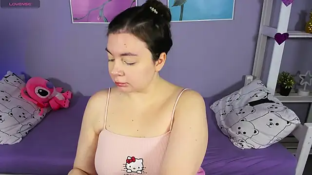 AlisaAnsom online show from December 3, 2024, 8:05 am