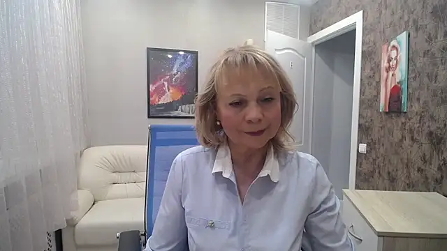 Milla Cutie18 online show from January 15, 2025, 8:51 am