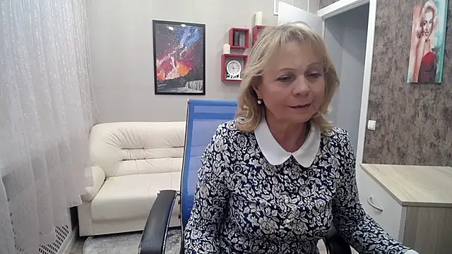 Milla Cutie18 online show from February 3, 2025, 12:57 pm