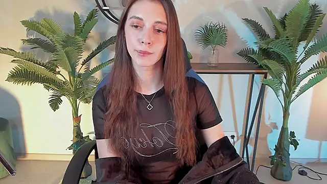 Snapshot of AveAngela chatting on December 25, 2024, 9:34 am AveAngela online show from December 25, 2024, 9:34 am