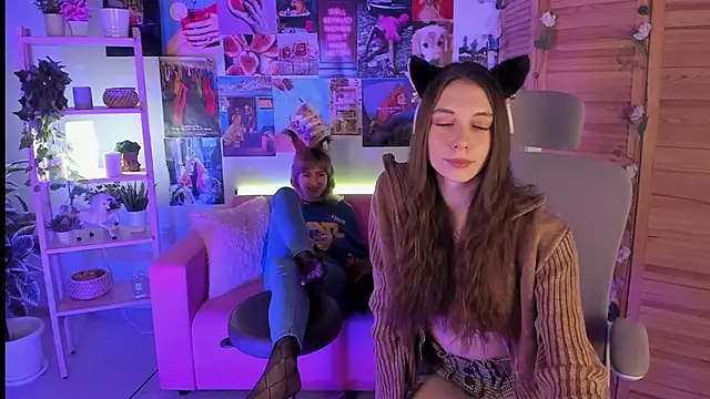 Snapshot of AveAngela chatting on December 29, 2024, 3:22 am AveAngela online show from December 29, 2024, 3:22 am