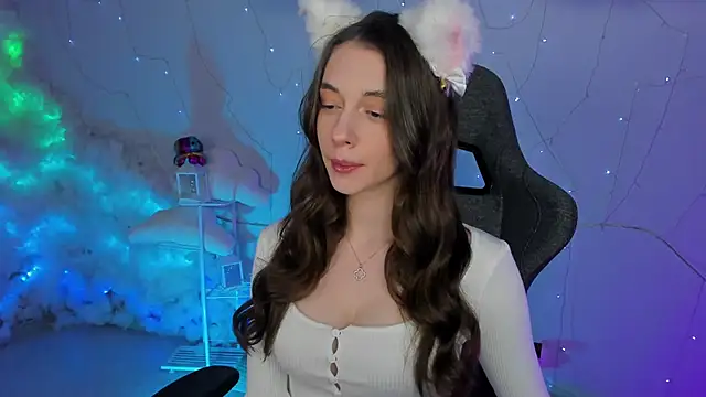 Snapshot of AveAngela chatting on February 22, 2025, 9:04 pm AveAngela online show from February 22, 2025, 9:04 pm