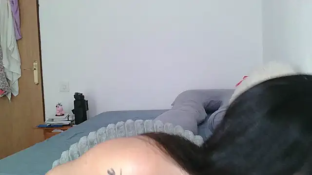 Snapshot of AbyCarson chatting on February 21, 2025, 3:21 pm AbyCarson online show from February 21, 2025, 3:21 pm