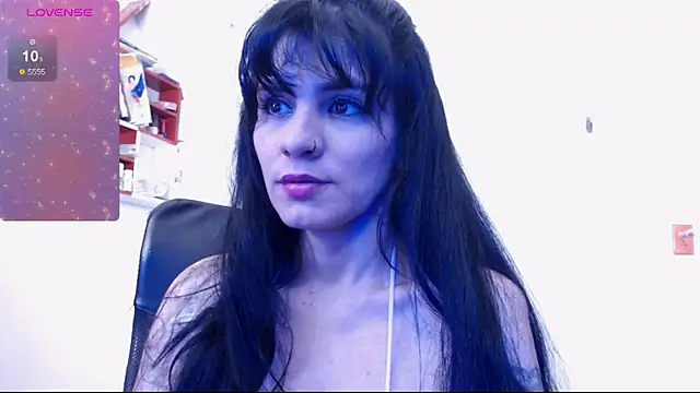 Snapshot of elissa_iris chatting on March 18, 2025, 8:25 am elissa iris online show from March 18, 2025, 8:25 am