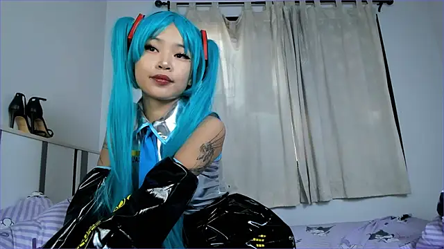 Snapshot of alina_dream chatting on February 15, 2025, 4:36 am alina dream online show from February 15, 2025, 4:36 am