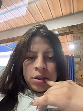 ShyVibes  online show from November 2, 2025, 7:38 pm