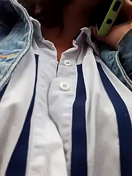 Snapshot of celeste-30_ chatting on March 11, 2025, 1:12 pm celeste-30 online show from March 11, 2025, 1:12 pm