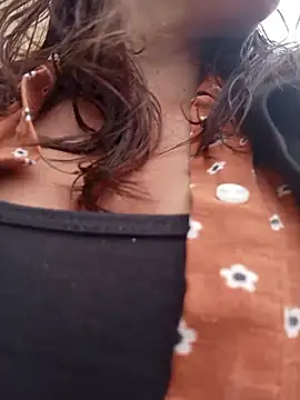 Snapshot of celeste-30_ chatting on September 30, 2025, 2:22 pm celeste-30 online show from September 30, 2025, 2:22 pm