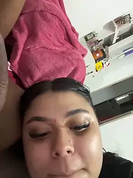 Snapshot of alissonfernandez_ chatting on January 12, 2025, 1:00 am alissonfernandez online show from January 12, 2025, 1:00 am
