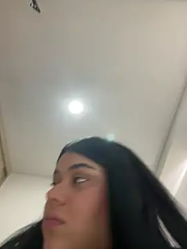Snapshot of alissonfernandez_ chatting on February 12, 2025, 3:38 pm alissonfernandez online show from February 12, 2025, 3:38 pm