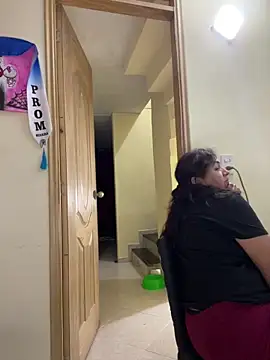 Snapshot of alissonfernandez_ chatting on December 4, 2025, 1:04 am alissonfernandez online show from December 4, 2025, 1:04 am