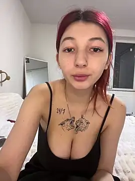 Snapshot of Alissa_kiss chatting on December 18, 2024, 3:11 pm Alissa kiss online show from December 18, 2024, 3:11 pm