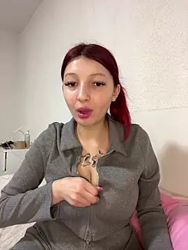 Snapshot of Alissa_kiss chatting on January 11, 2025, 5:07 pm Alissa kiss online show from January 11, 2025, 5:07 pm