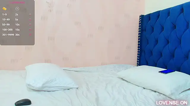 Snapshot of hornybarelylegalgirl chatting on March 17, 2025, 12:57 pm hornybarelylegalgirl online show from March 17, 2025, 12:57 pm