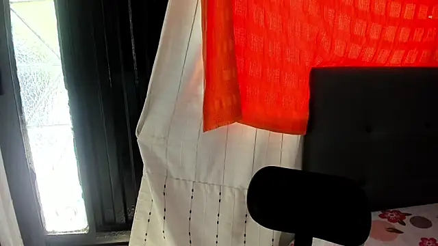 angela nix online show from October 28, 2025, 3:14 pm