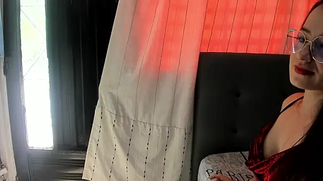 angela nix online show from November 1, 2025, 3:14 pm