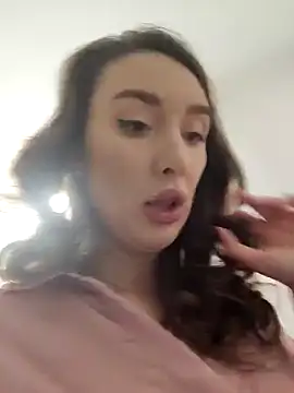 LeylaGracey online show from February 4, 2025, 5:31 am