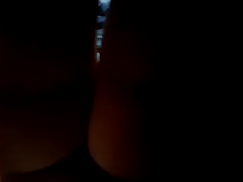 Fefe20cam online show from November 29, 2025, 2:25 am