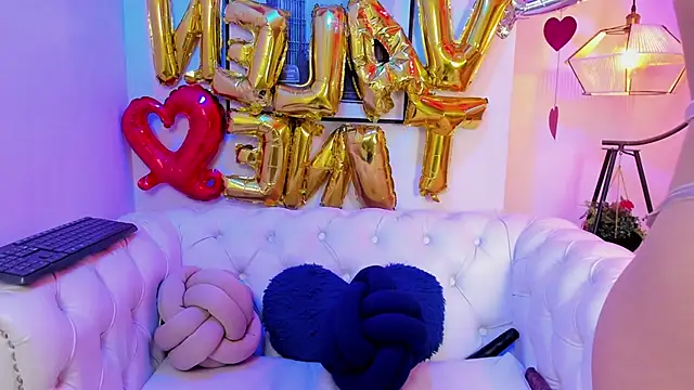 Theia moon online show from February 14, 2025, 3:26 pm