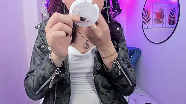 Theia moon online show from October 11, 2025, 1:20 pm