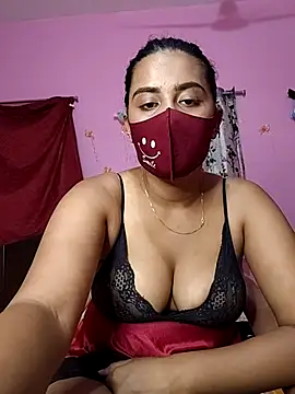 Snapshot of lovely-tanu chatting on October 22, 2025, 11:43 am lovely-tanu online show from October 22, 2025, 11:43 am
