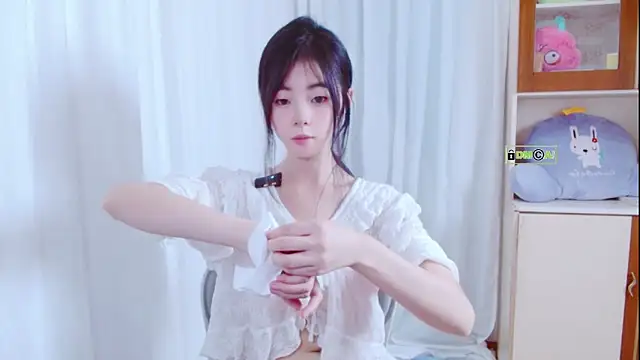 xiyao1314 online show from October 8, 2025, 1:58 am