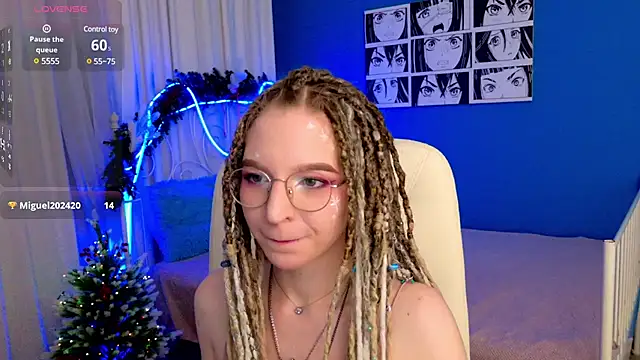 Snapshot of VioletShine chatting on December 25, 2024, 4:32 pm VioletShine online show from December 25, 2024, 4:32 pm