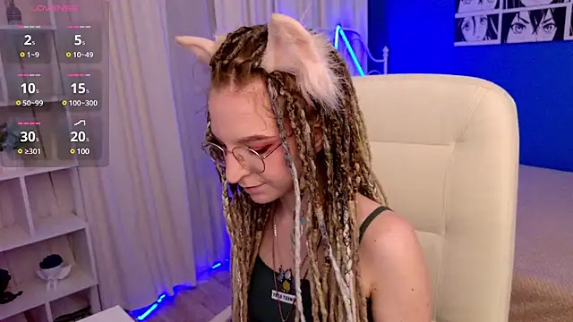 Snapshot of VioletShine chatting on January 16, 2025, 1:47 pm VioletShine online show from January 16, 2025, 1:47 pm